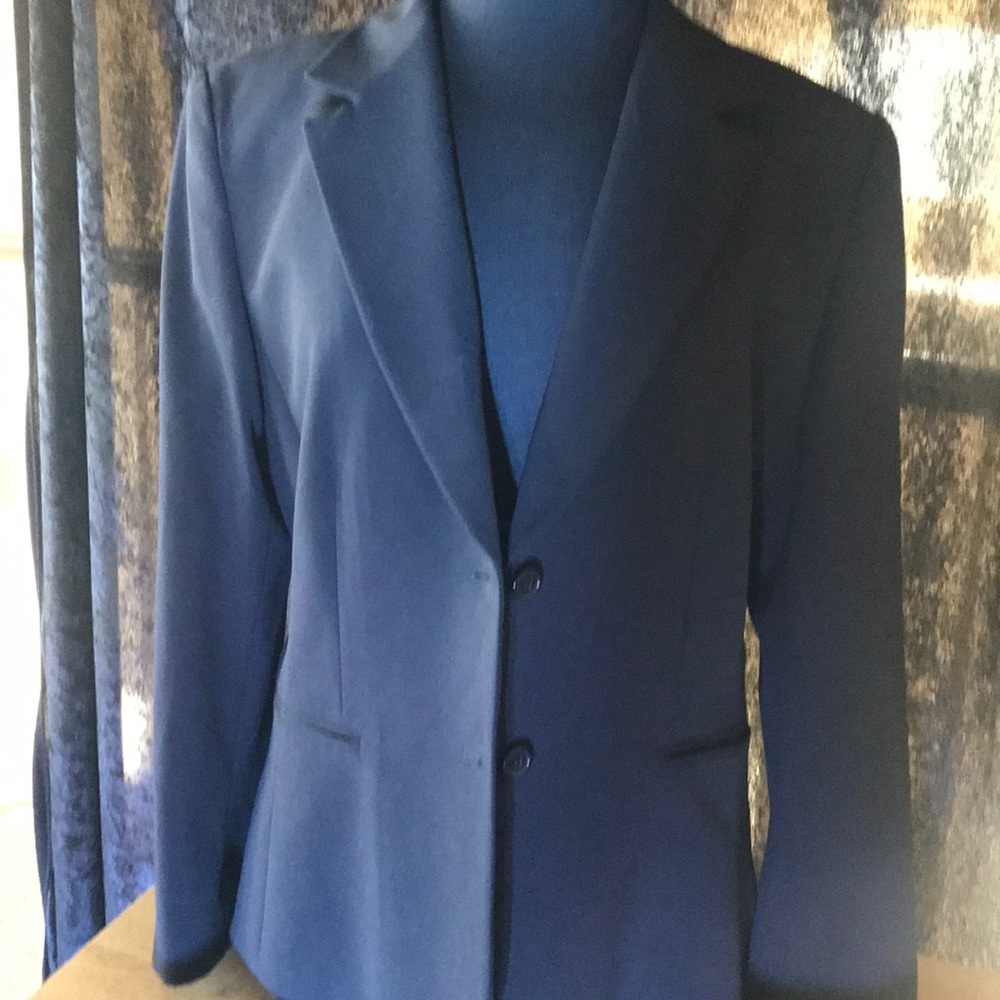 Tahari Black Jacket Size: 16